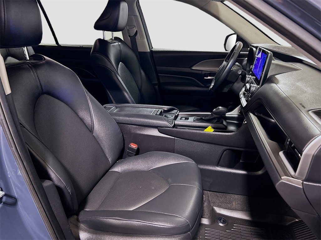 Used 2024 Toyota Grand Highlander XLE image 26