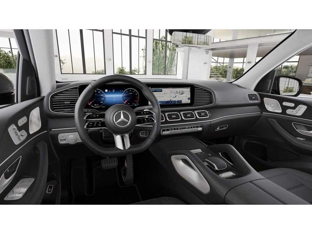 New 2026 Mercedes-Benz GLS 580 4MATIC image 3