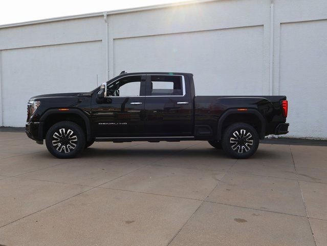 Certified 2024 GMC Sierra 2500 Denali Ultimate w/ Max Trailering Package AWD/4WD image 5