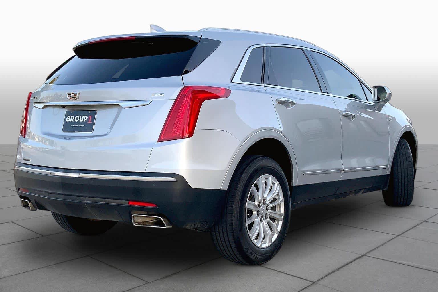Used 2017 Cadillac XT5 FWD image 13