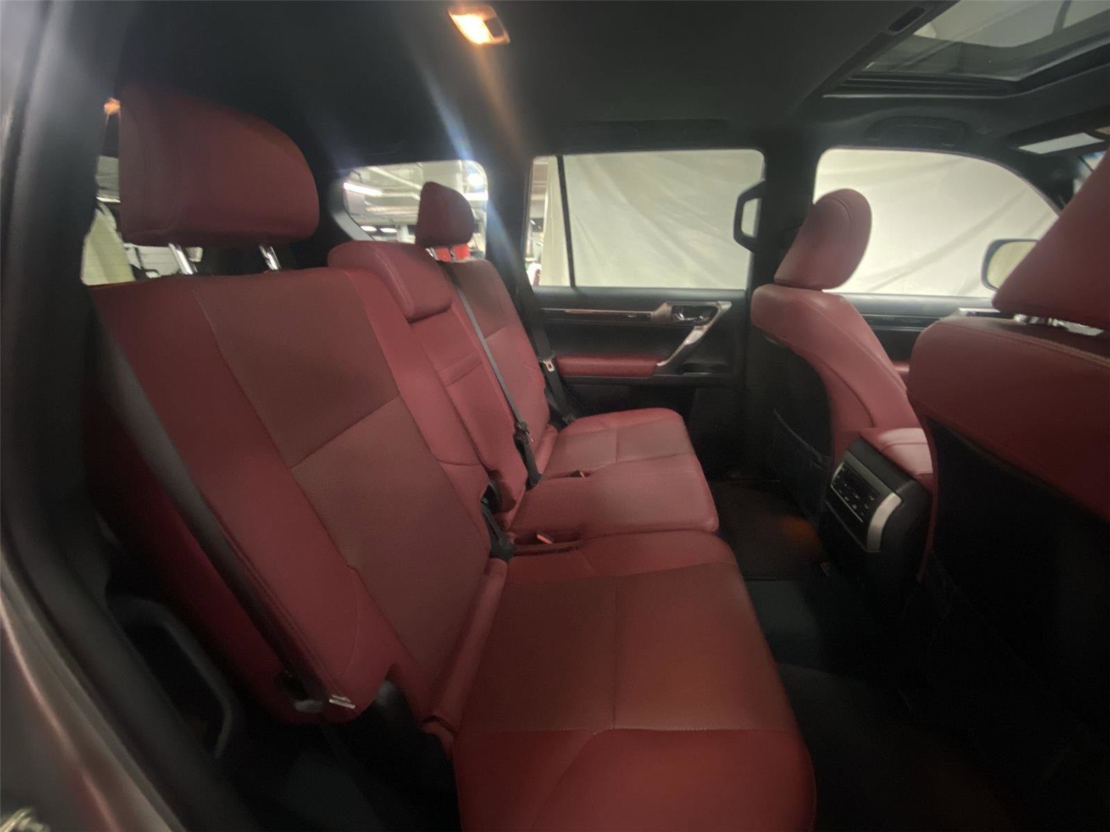 Used 2023 Lexus GX 460 Premium w/ Premium Package AWD/4WD image 29