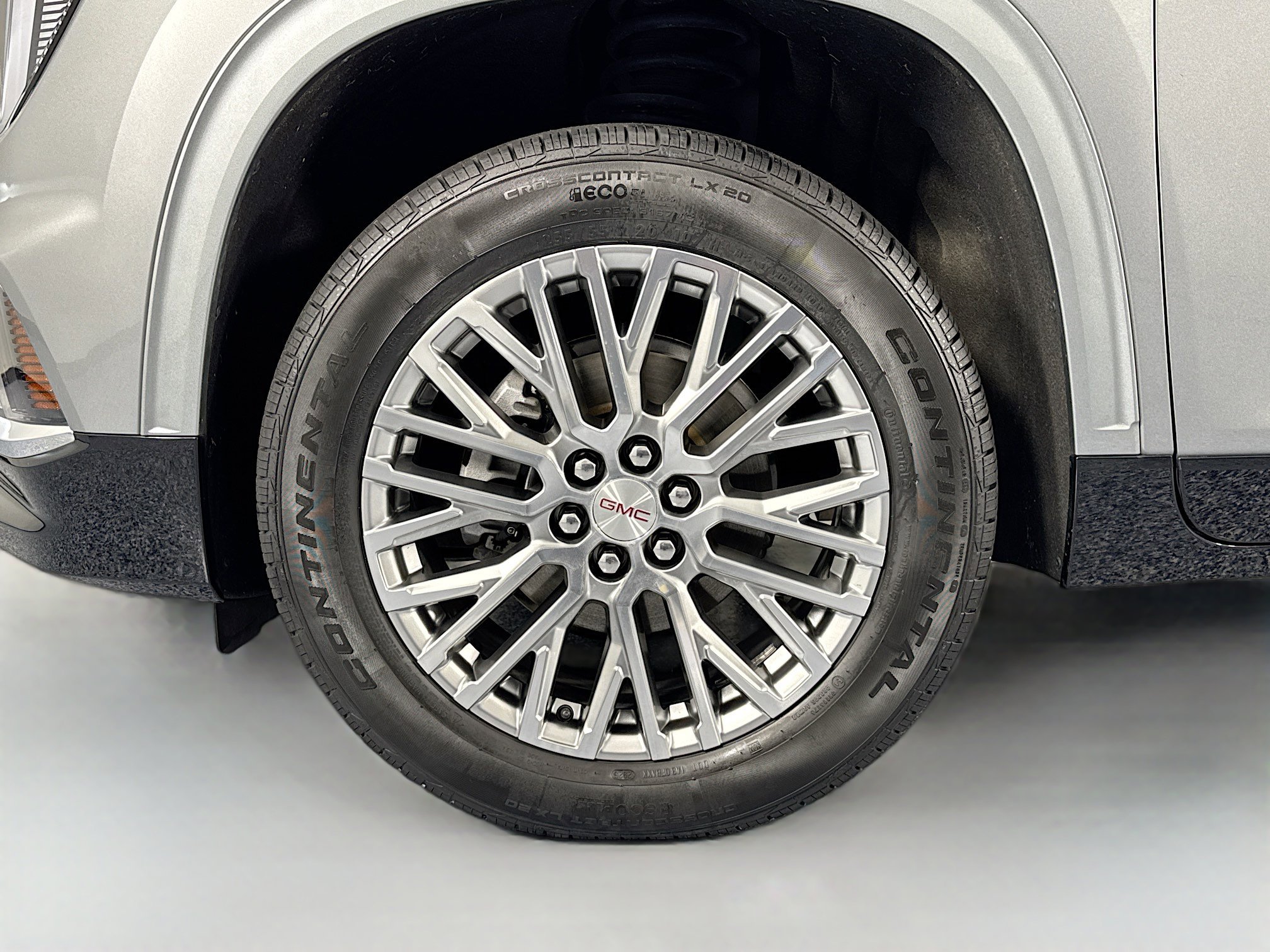 Used 2024 GMC Acadia Denali image 34