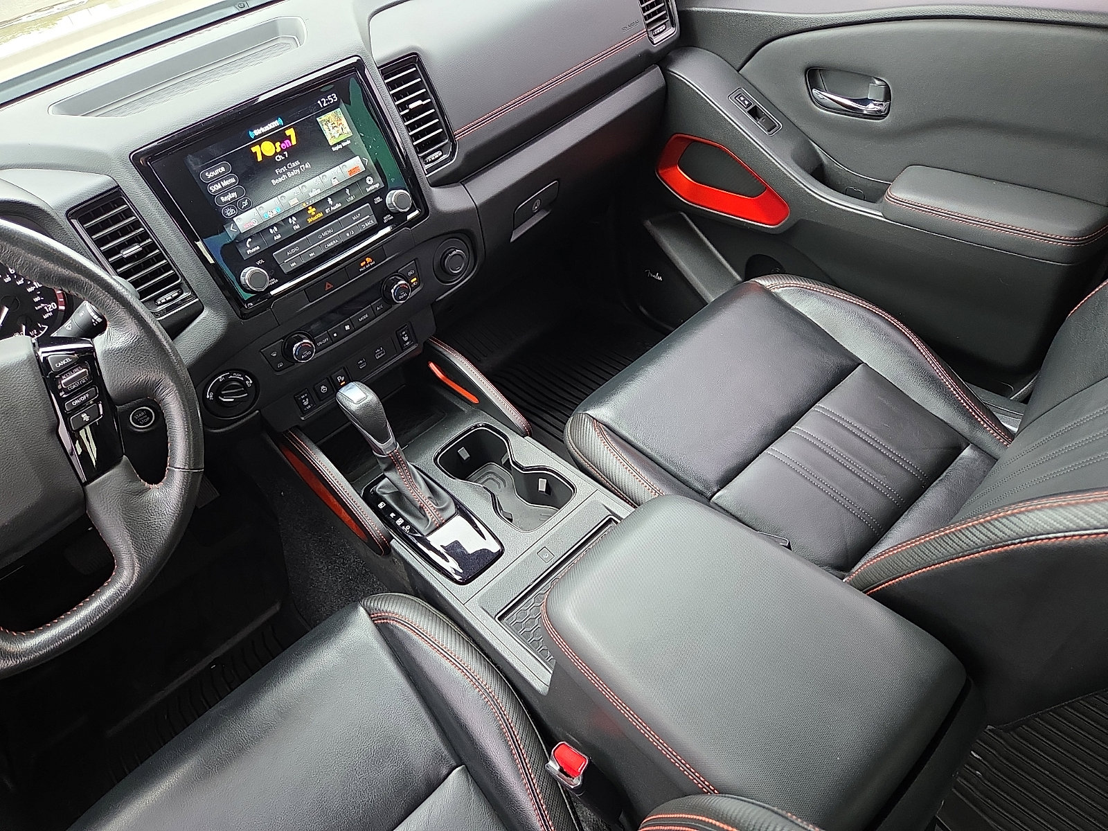 Used 2023 Nissan Frontier PRO-4X w/ Pro-4X Premium Package AWD/4WD image 12