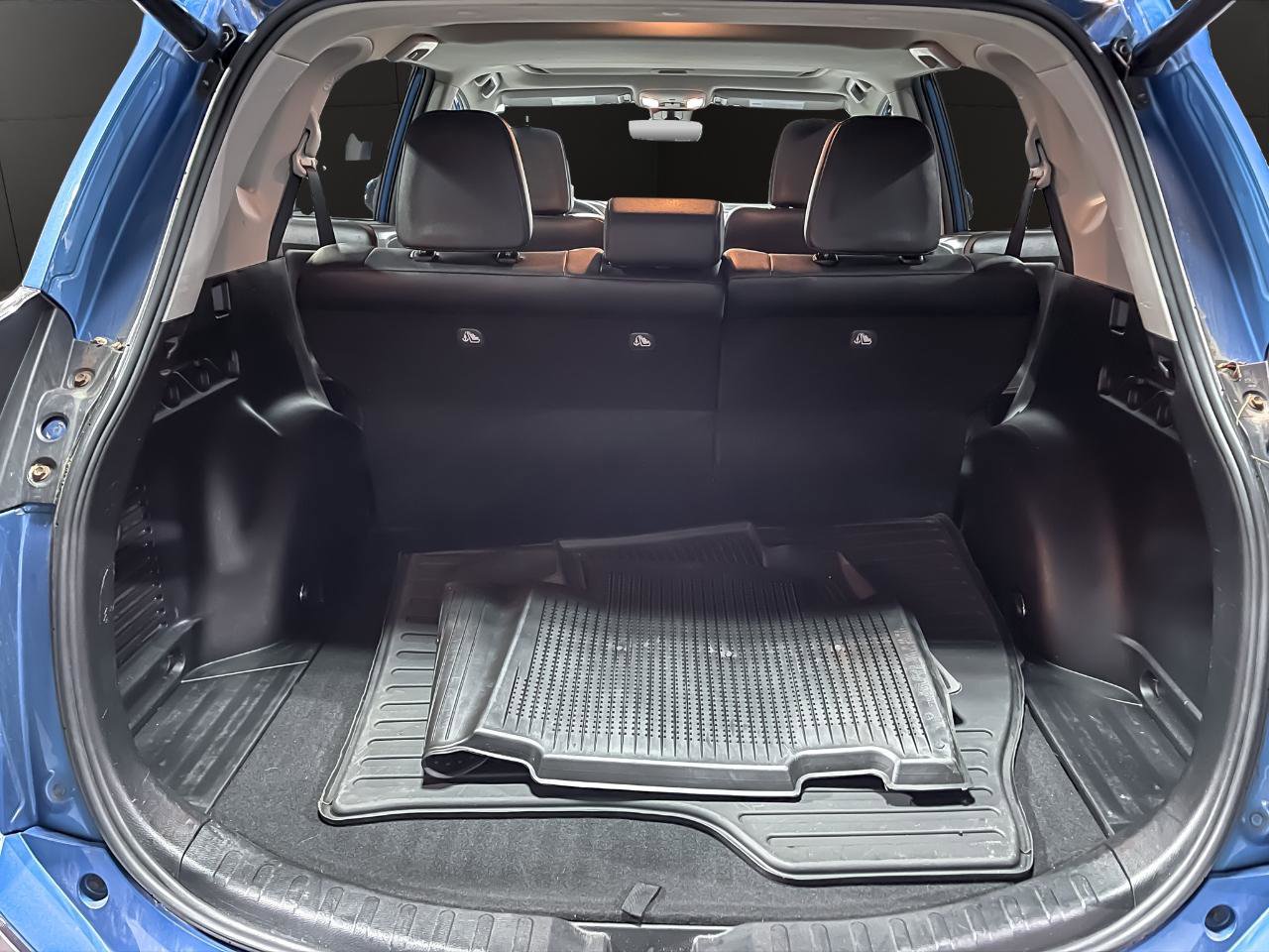 Used 2017 Toyota RAV4 Limited image 20