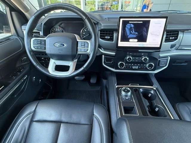 Certified 2024 Ford Expedition XLT RWD image 23