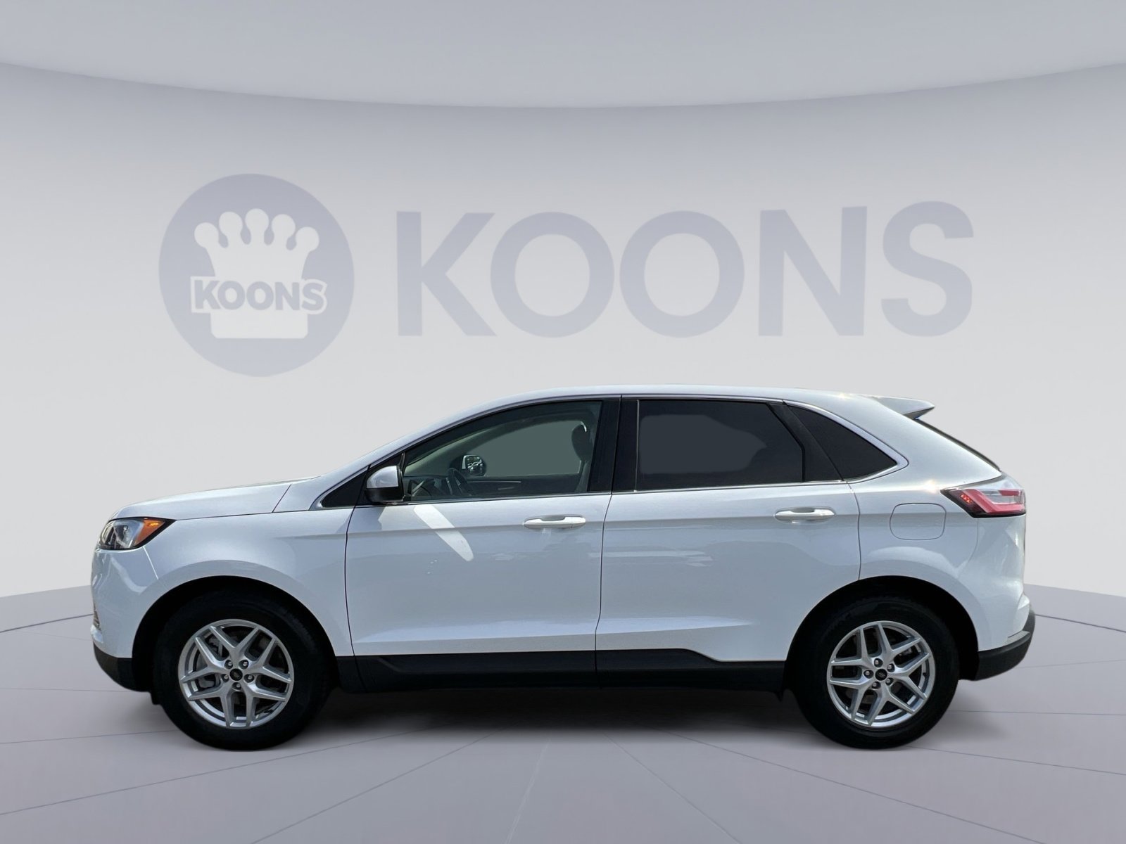Used 2024 Ford Edge SEL AWD/4WD image 13