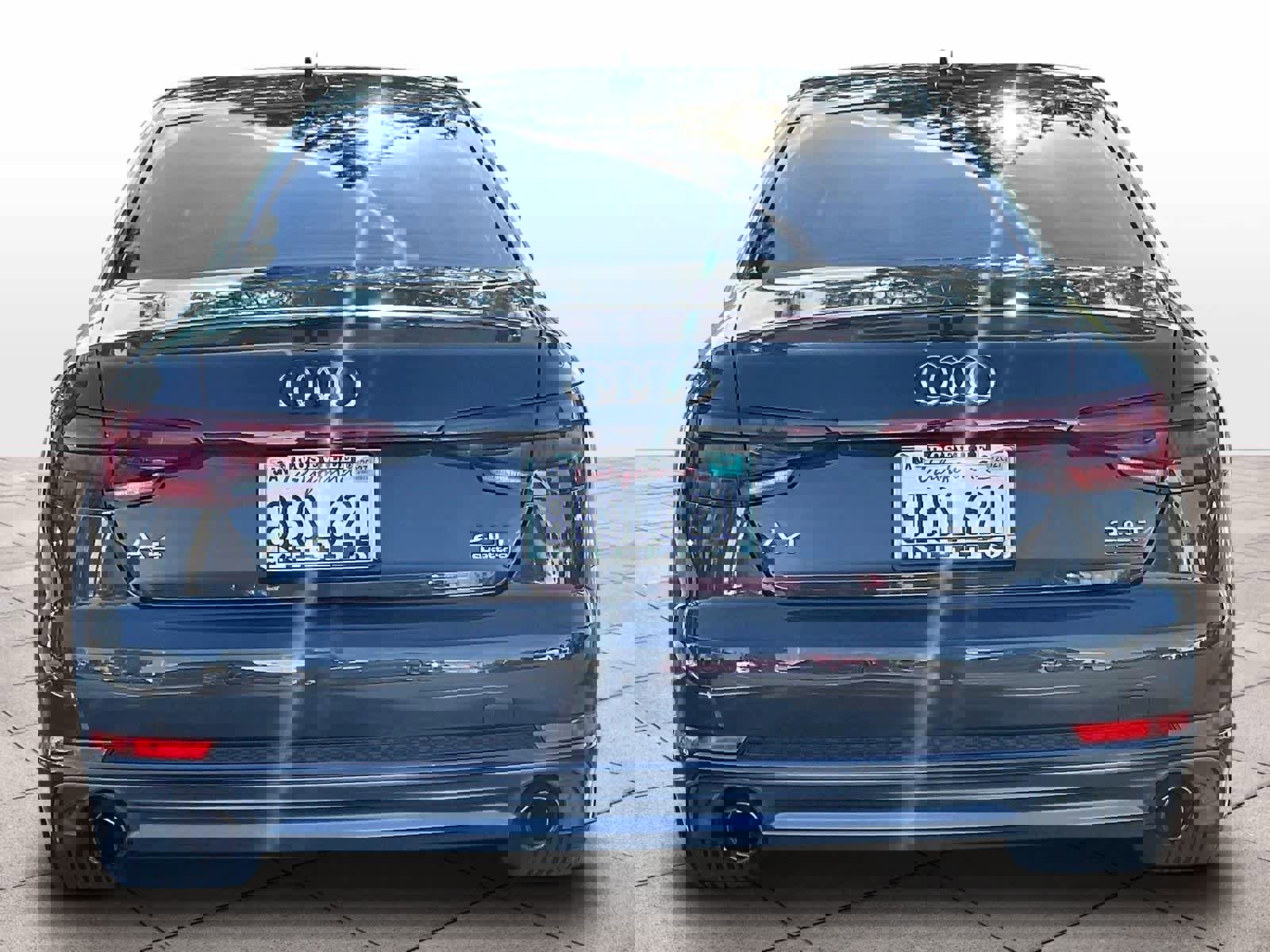 Used 2018 Audi A4 2.0T Prestige w/ Prestige Package image 7