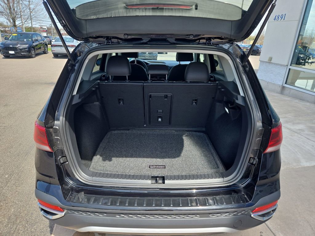 Used 2024 Volkswagen Taos SE AWD/4WD image 24