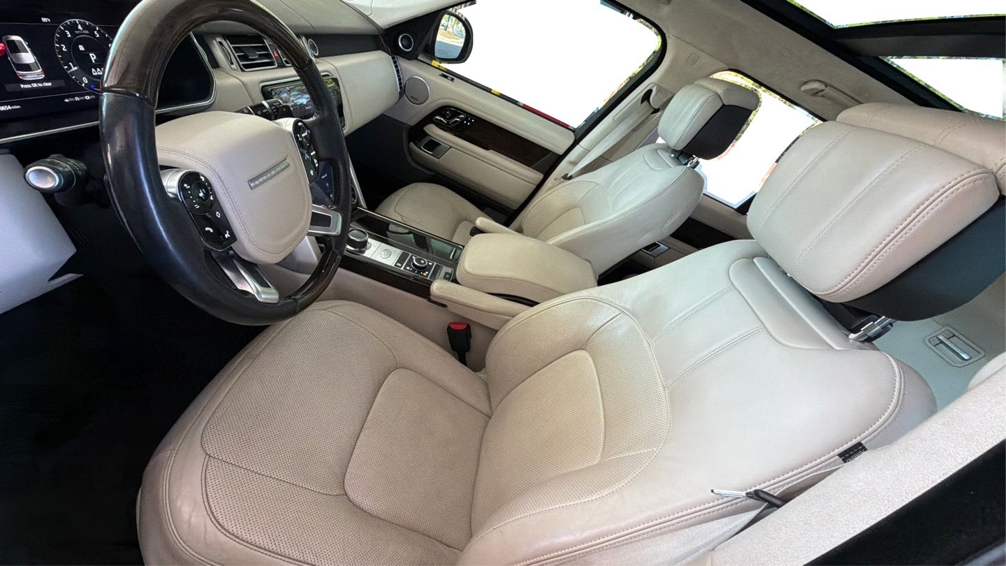 Used 2018 Land Rover Range Rover Supercharged AWD/4WD image 11