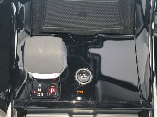 Used 2024 Land Rover Range Rover Sport SE AWD/4WD image 21