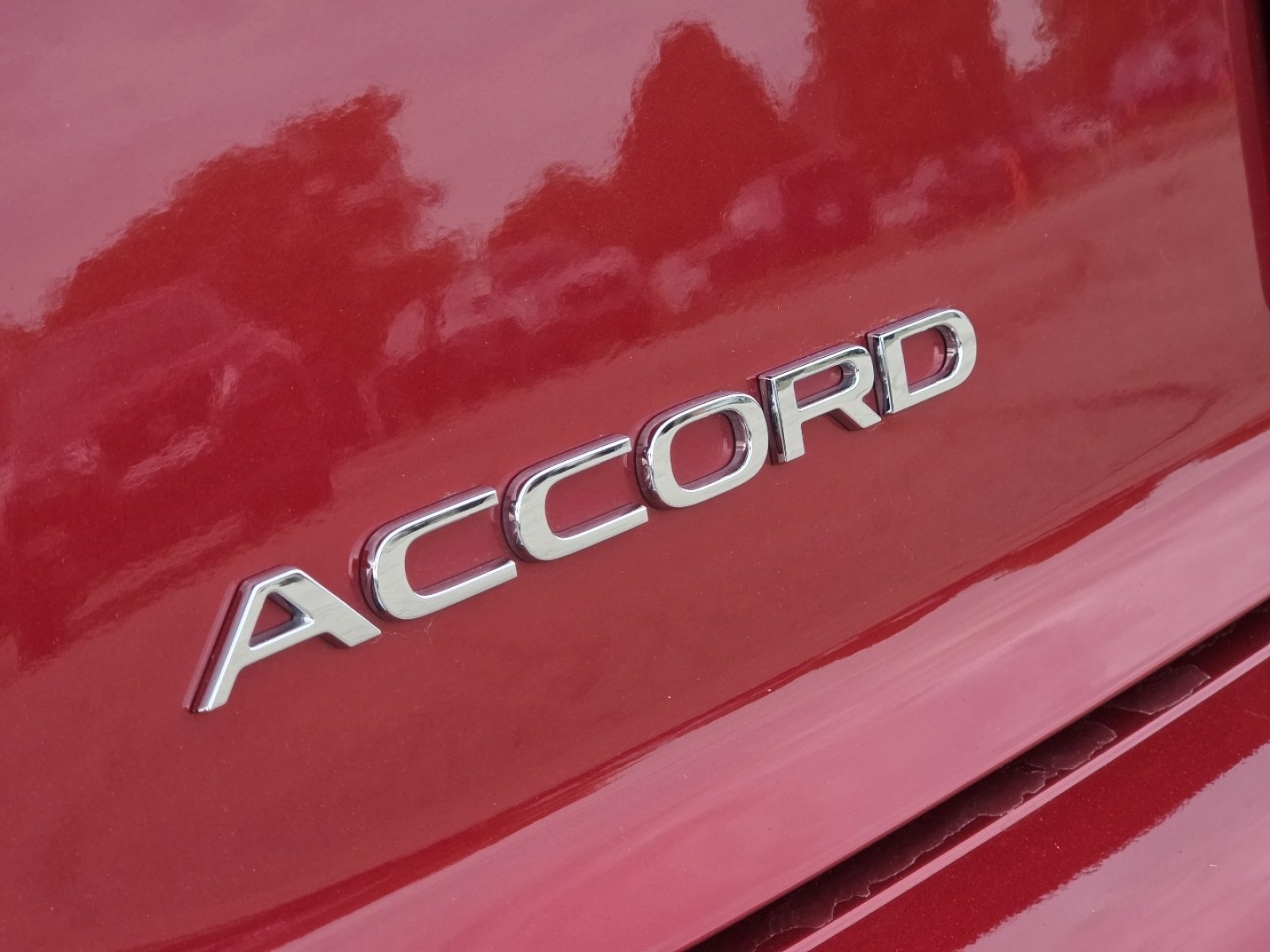 Certified 2025 Honda Accord Touring image 17