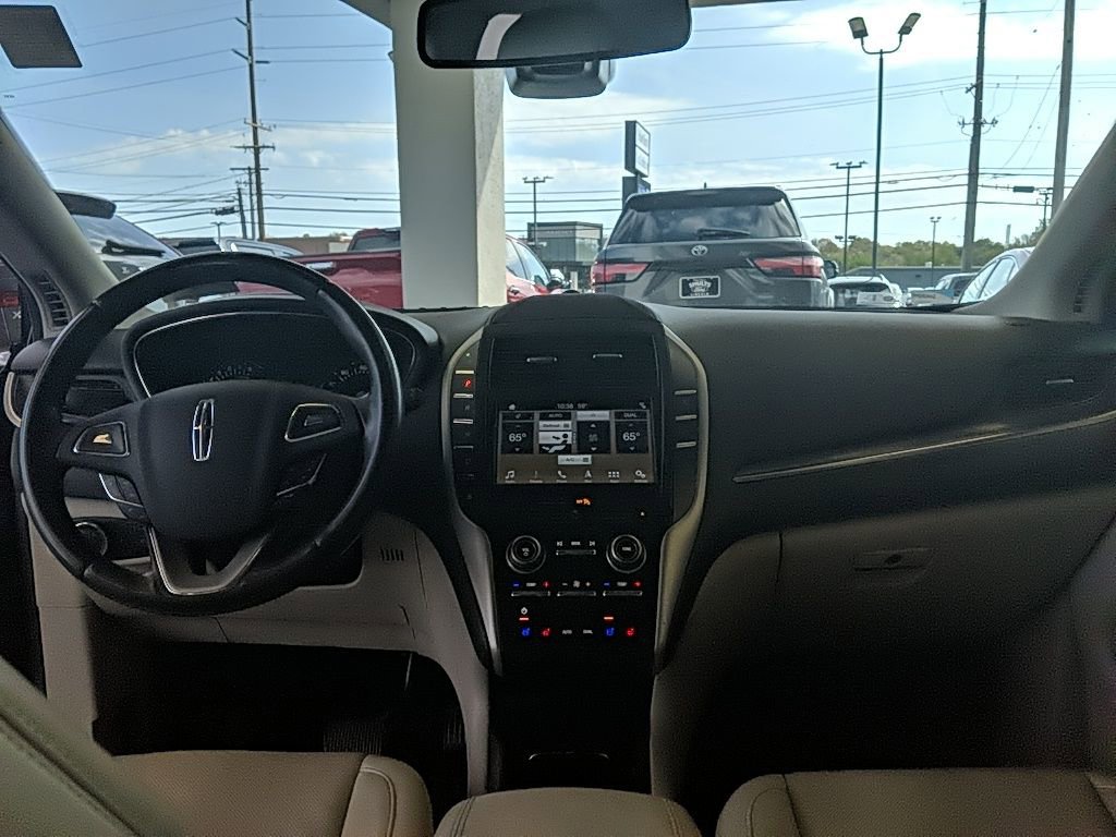 Used 2019 Lincoln MKC Reserve w/ MKC Climate Package AWD/4WD image 14