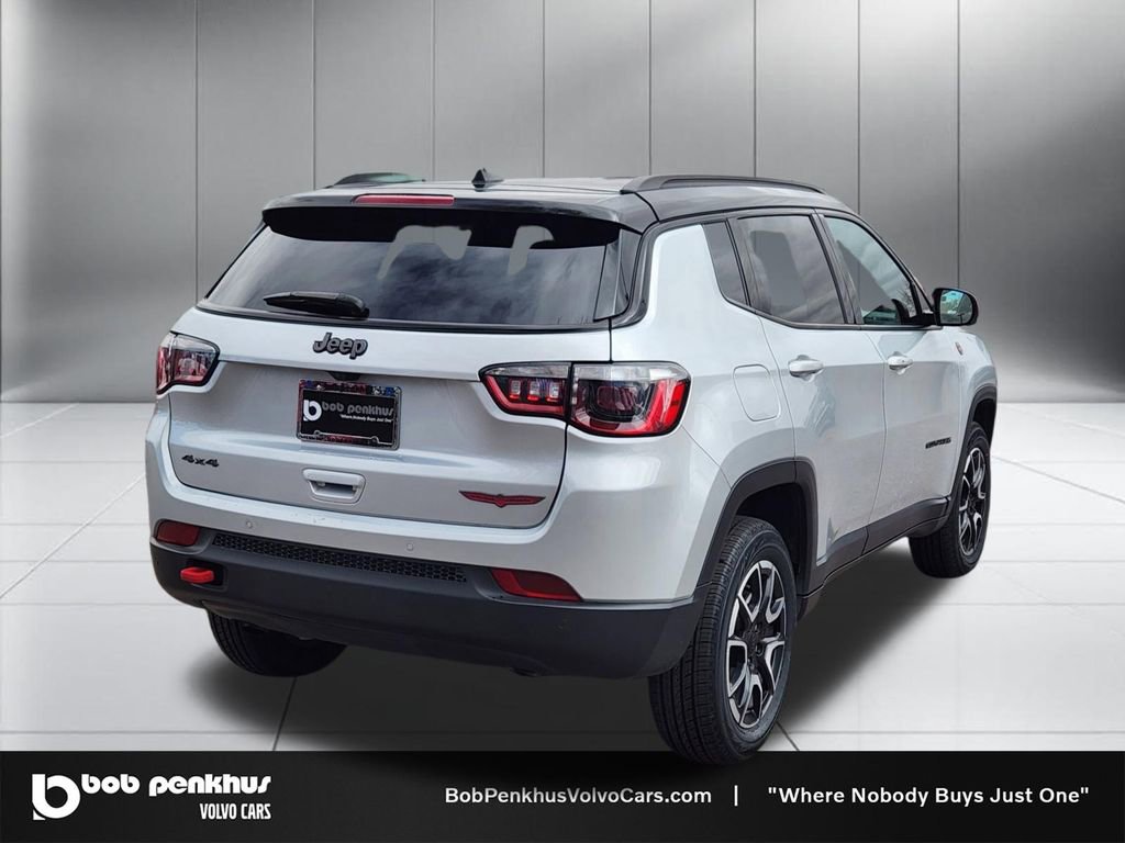Used 2024 Jeep Compass Trailhawk image 25