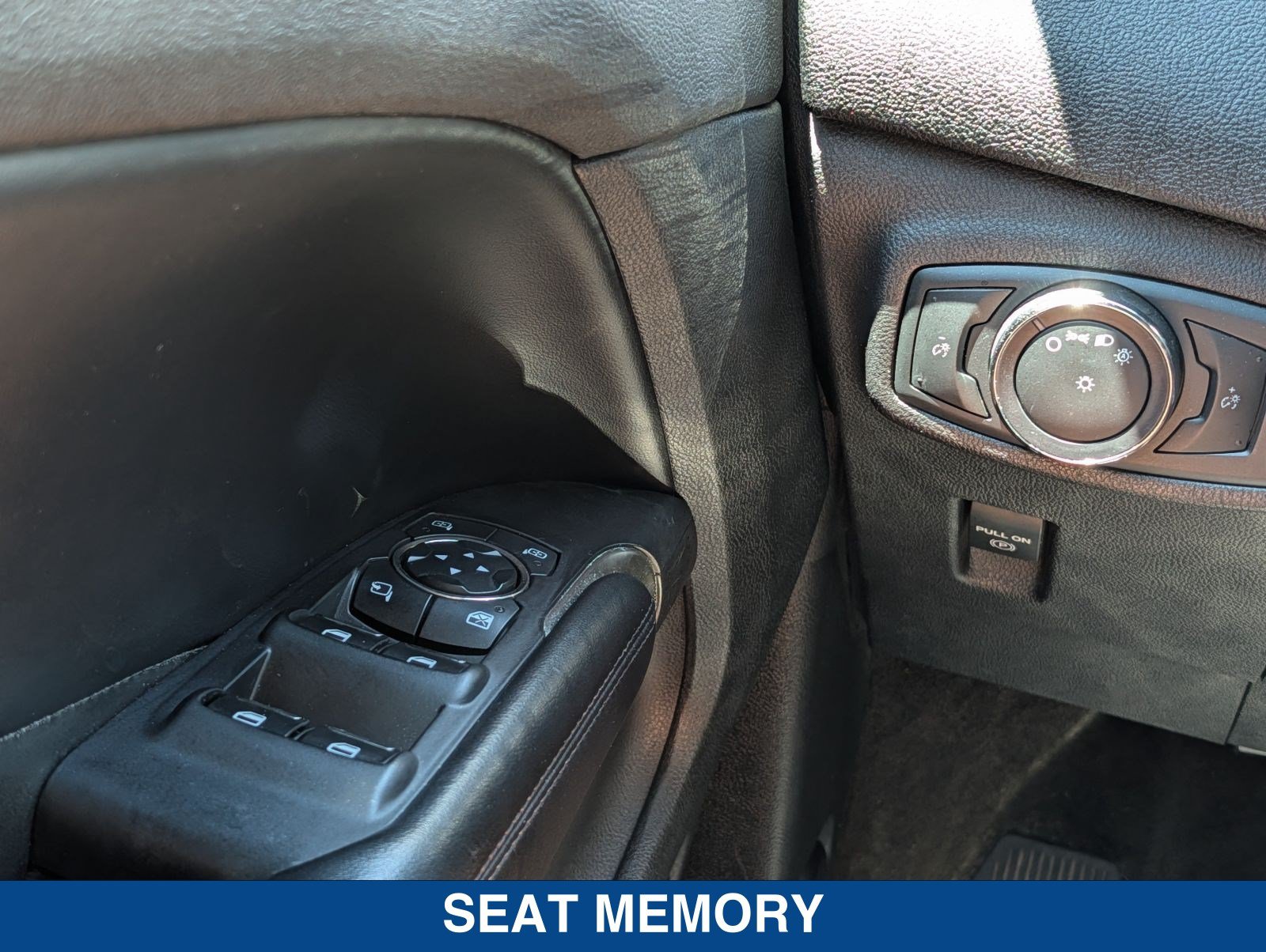 Used 2015 Lincoln MKC AWD w/ Equipment Group 102A Reserve image 25