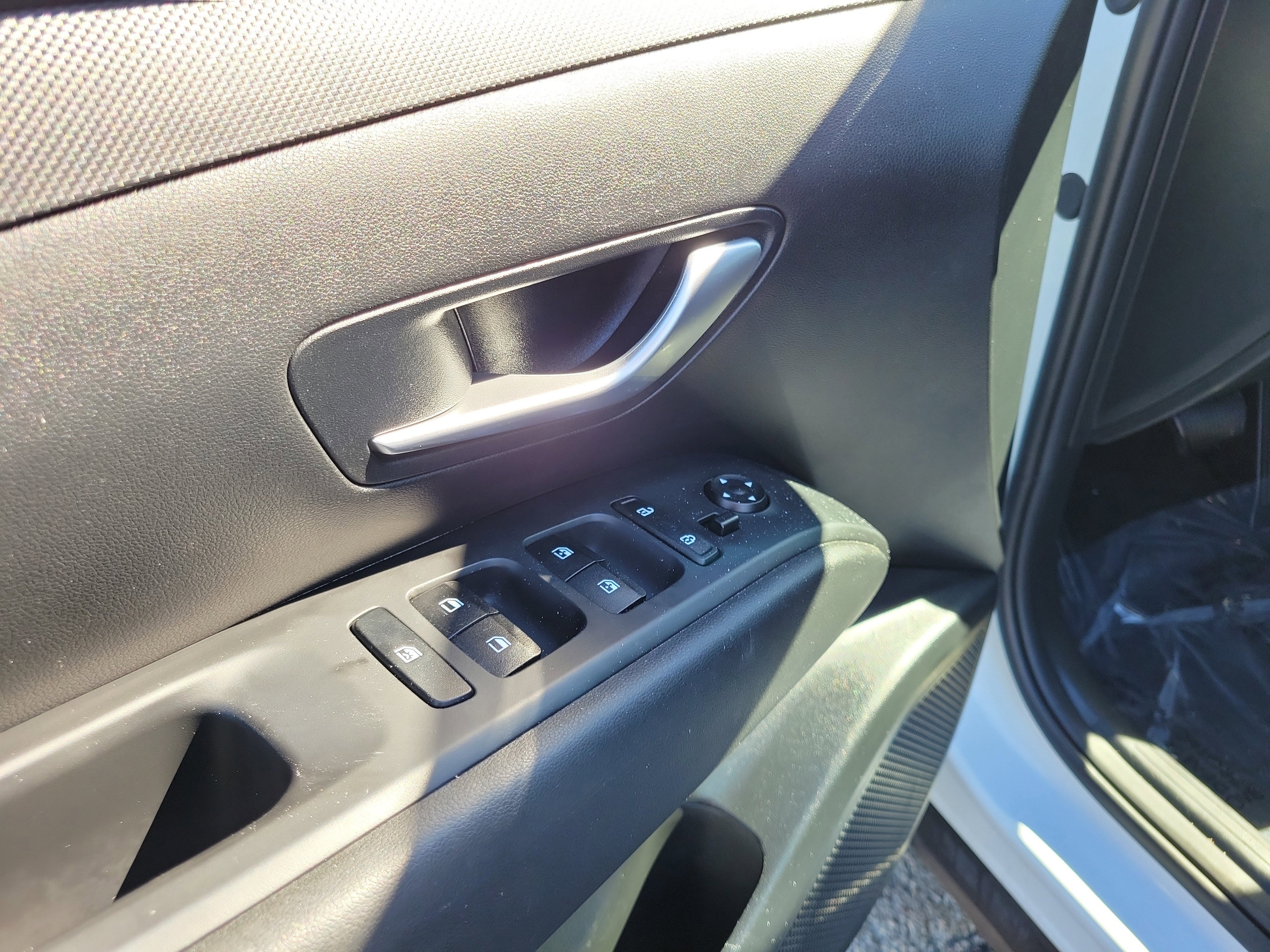 Used 2022 Hyundai Santa Cruz SEL image 18