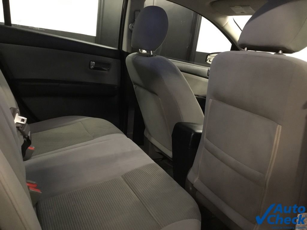 Used 2012 Nissan Sentra 2.0 SR w/ Special Edition Pkg FWD image 32
