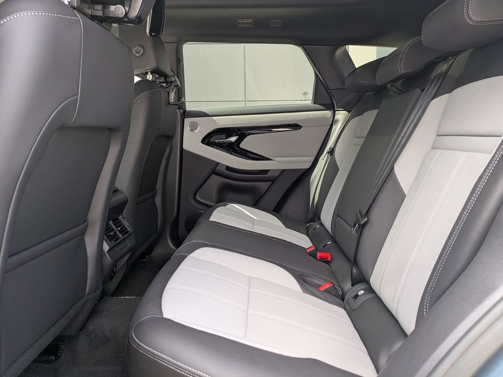 New 2026 Land Rover Range Rover Evoque Hoxton AWD/4WD image 16