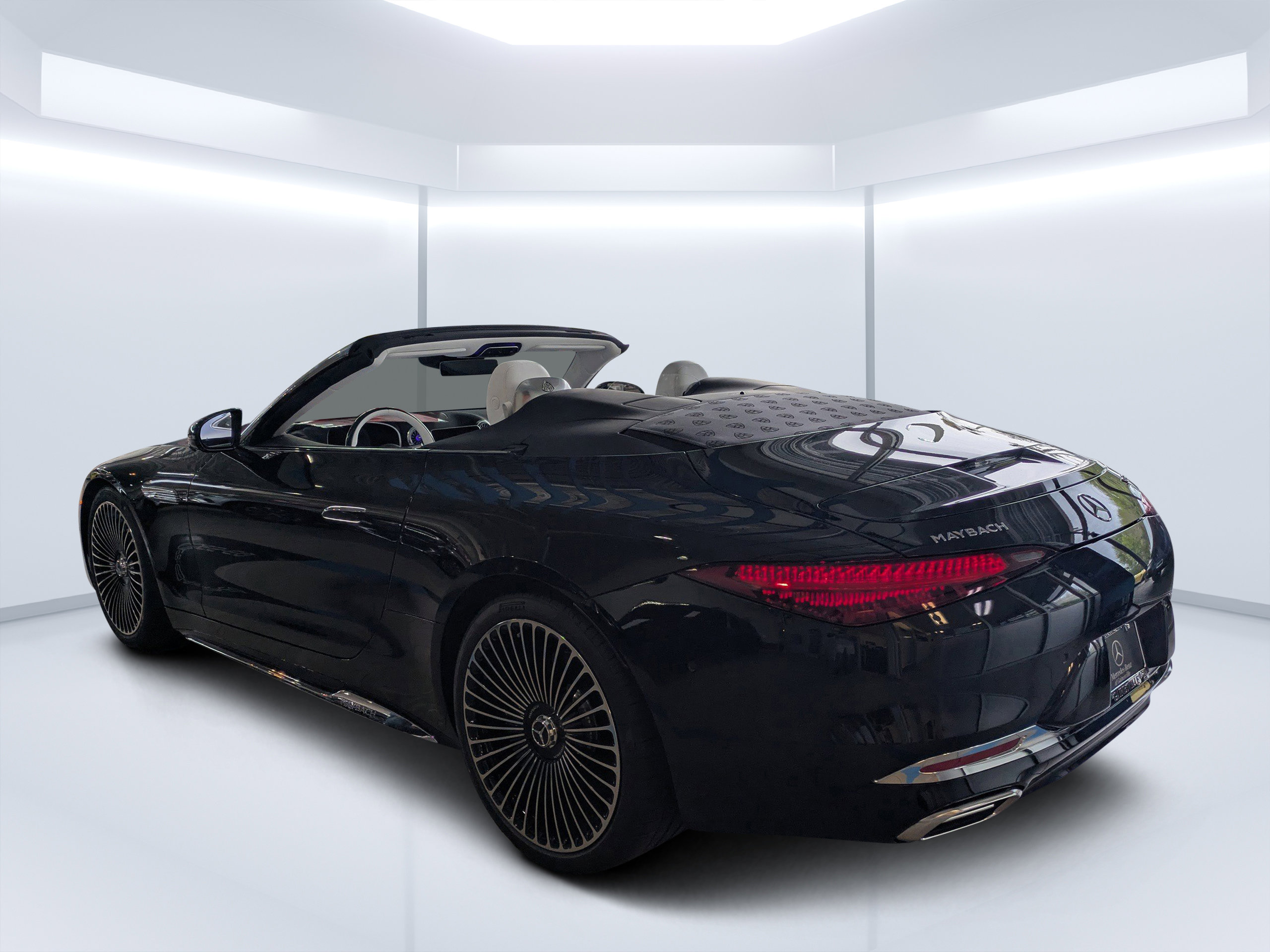 New 2026 Mercedes-Benz Maybach SL 680 image 5