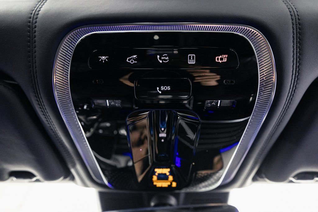 Used 2023 Mercedes-Benz Maybach S 680 4MATIC w/ Manufaktur Leather Package image 26