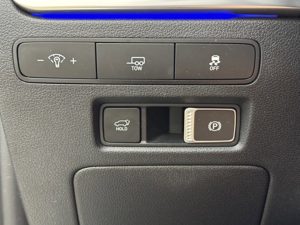 Used 2023 Hyundai Palisade Calligraphy image 32