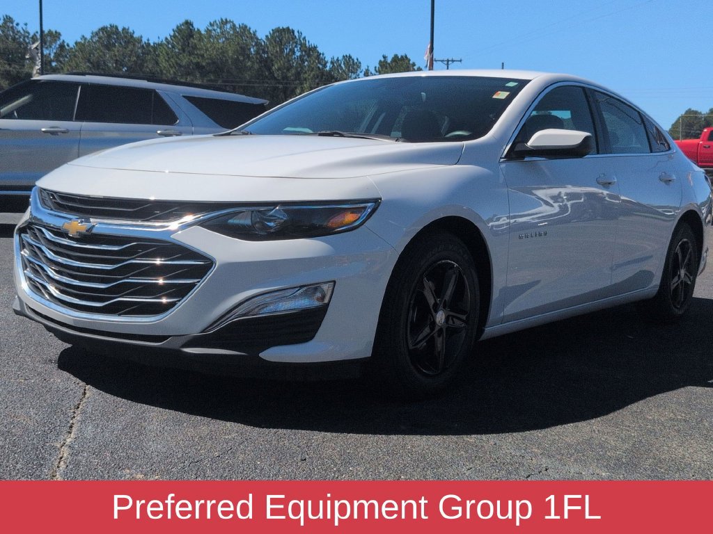 Used 2024 Chevrolet Malibu LS w/ Driver Confidence Package FWD image 8