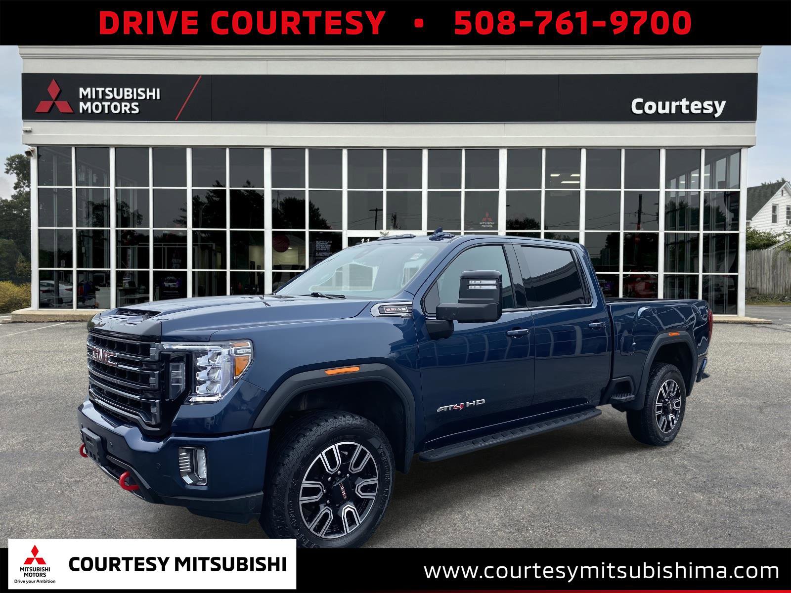 Used 2022 GMC Sierra 2500 AT4 w/ AT4 Preferred Package image 1