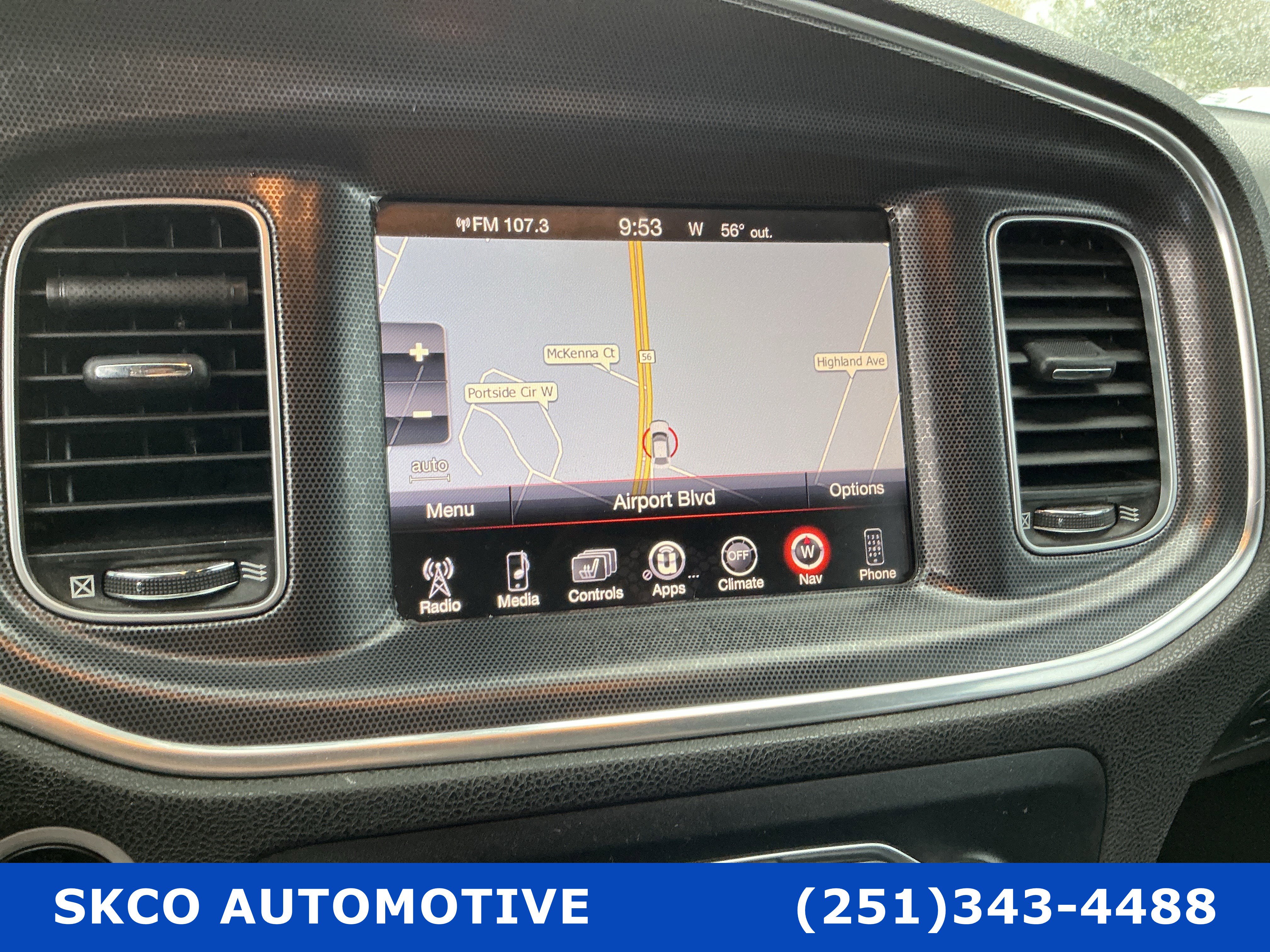 Used 2015 Dodge Charger SXT w/ Plus Group image 17