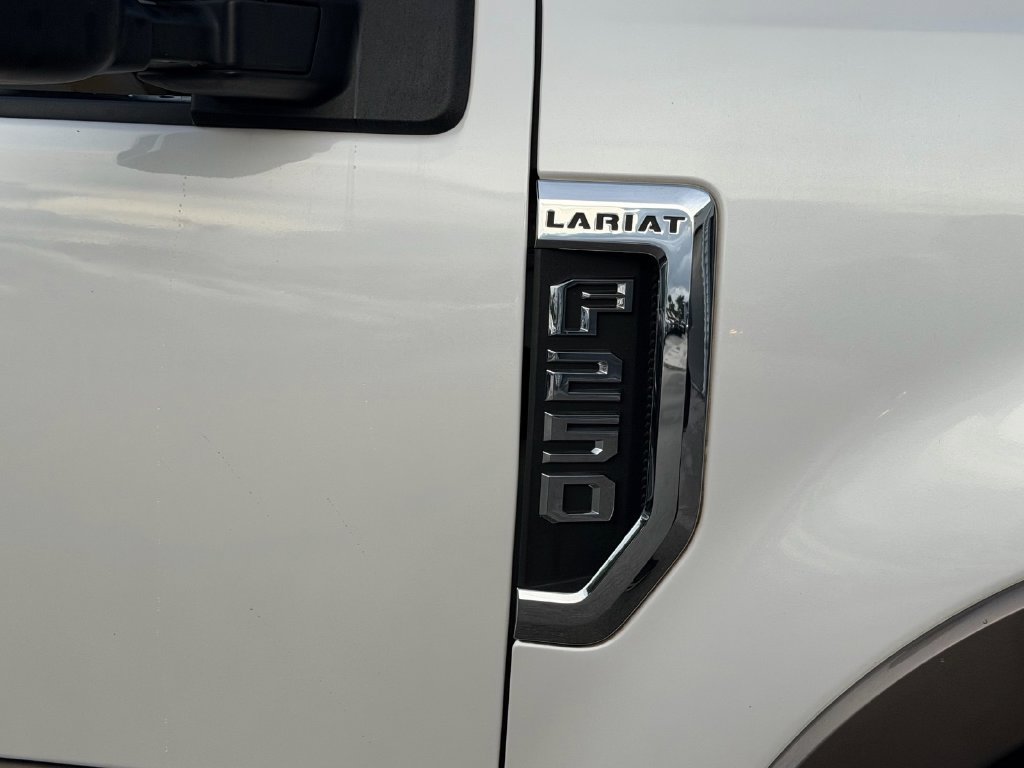 Used 2019 Ford F250 Lariat w/ Chrome Package AWD/4WD image 10