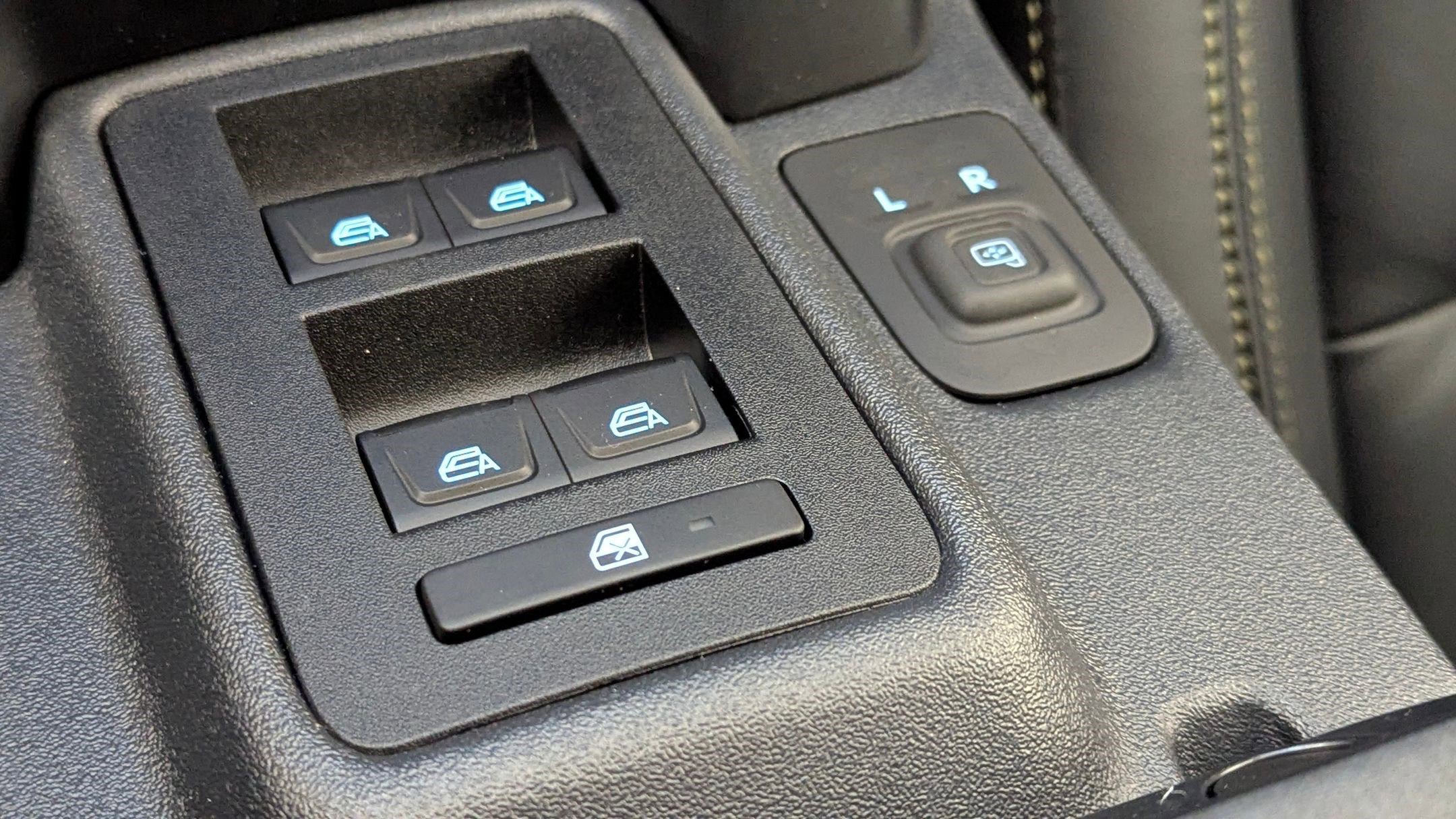 New 2025 Ford Bronco Badlands image 28