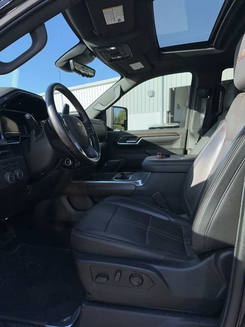 Used 2024 Chevrolet Silverado 2500 High Country w/ High Country Premium Package image 14