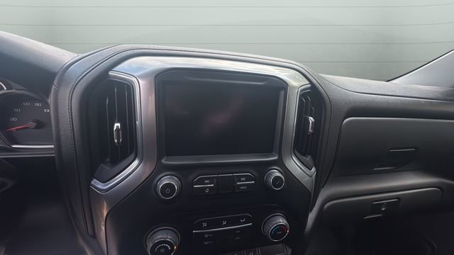 Used 2022 Chevrolet Silverado 2500 LT image 14