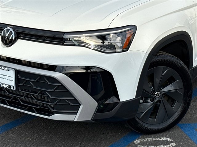 Used 2025 Volkswagen Taos S image 7