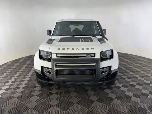 Used 2022 Land Rover Defender 110 X-Dynamic HSE AWD/4WD image 2