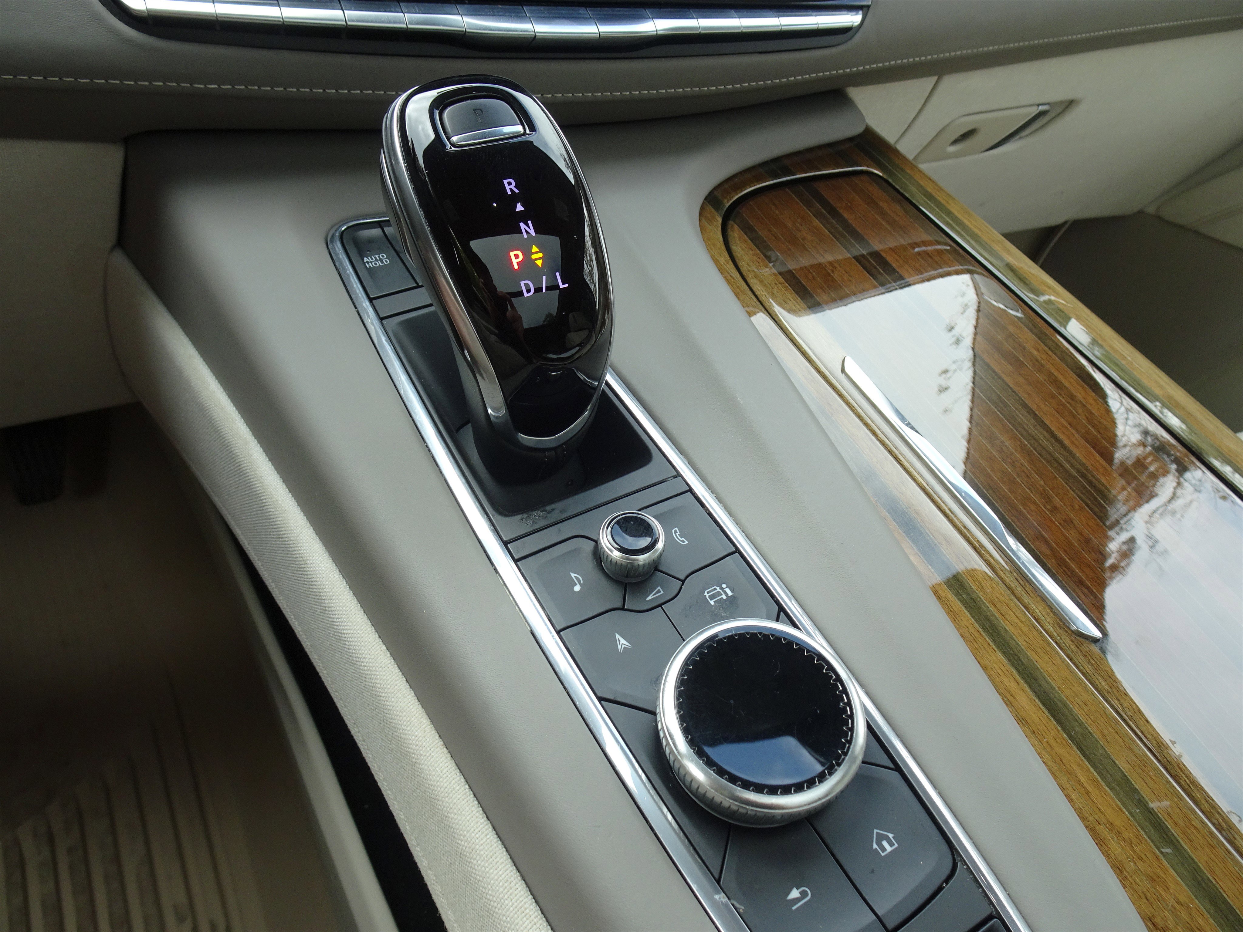 Used 2023 Cadillac Escalade Sport Platinum image 29