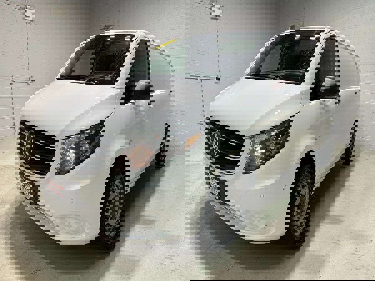 Used 2023 Mercedes-Benz Metris image 15