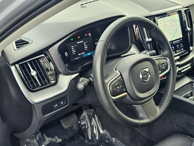 Used 2024 Volvo XC60 T8 Core AWD/4WD image 15