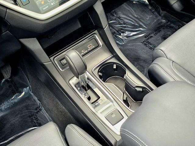 Used 2023 Subaru Ascent Limited w/ Technology Package image 37