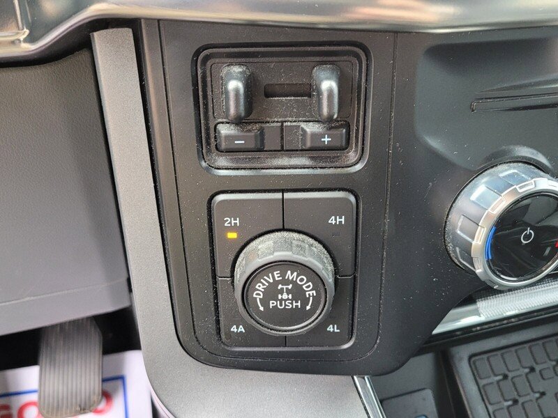 Used 2023 Ford F150 Lariat w/ Equipment Group 502A High AWD/4WD image 22
