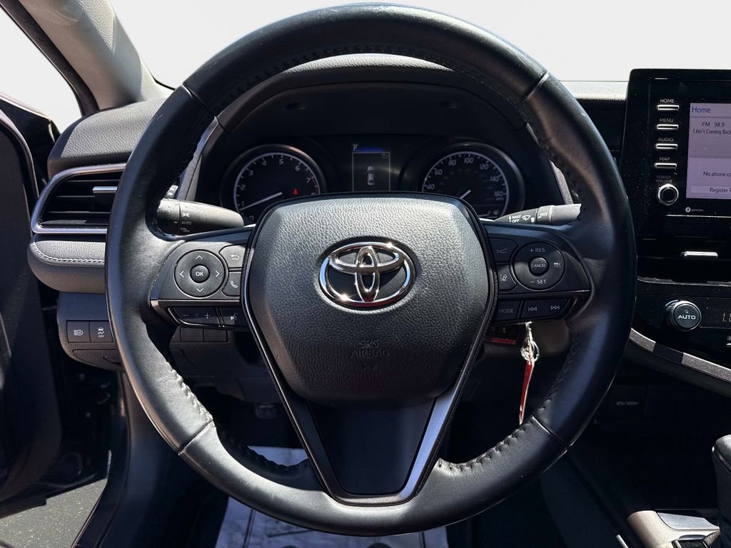 Used 2021 Toyota Camry SE FWD image 26