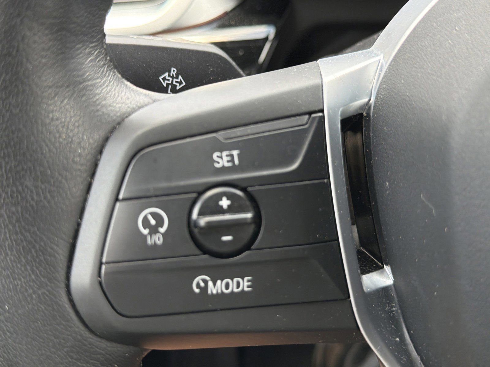 Certified 2025 BMW X2 xDrive28i AWD/4WD image 27