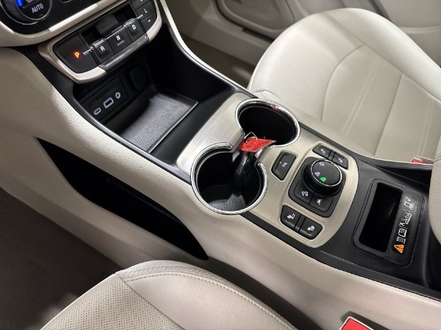 Certified 2023 GMC Terrain Denali AWD/4WD image 22