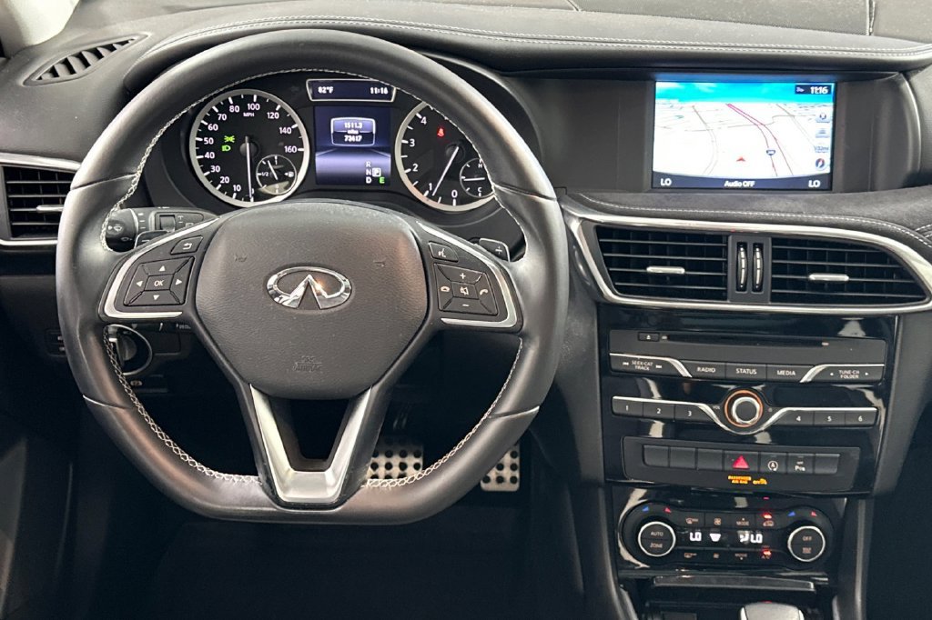 Used 2017 INFINITI QX30 Sport FWD image 17