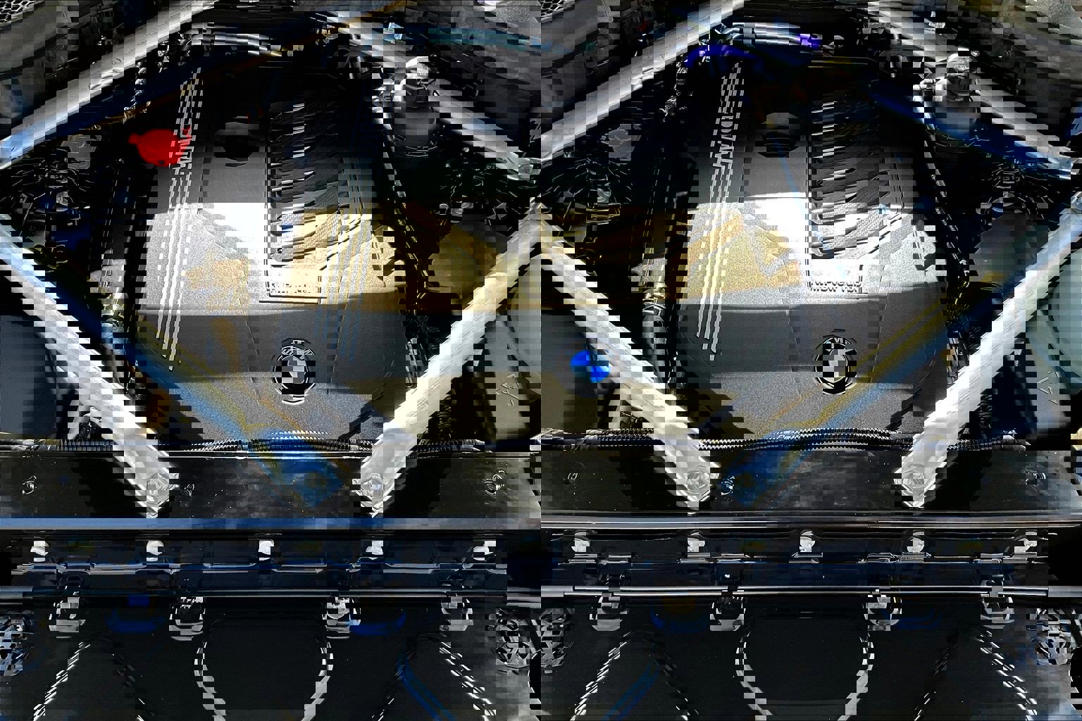 Used 2023 BMW X6 xDrive40i w/ M Sport Package image 33