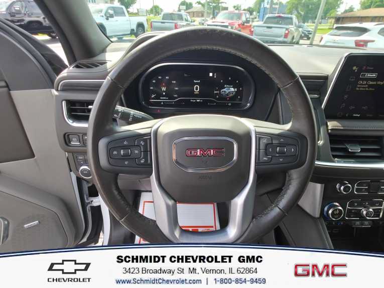 Used 2022 GMC Yukon XL SLT w/ SLT Premium Package AWD/4WD image 17