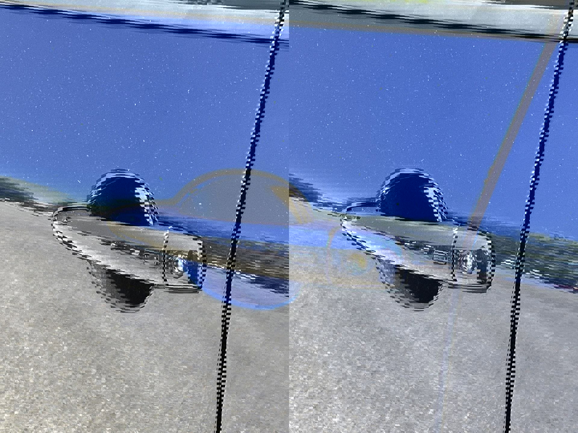 Used 2024 Nissan Rogue SV image 28