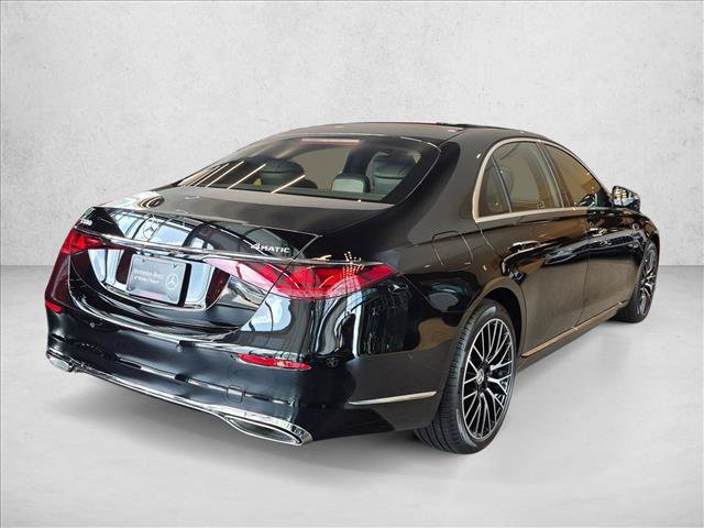 New 2027 Mercedes-Benz S 580 4MATIC Sedan image 2
