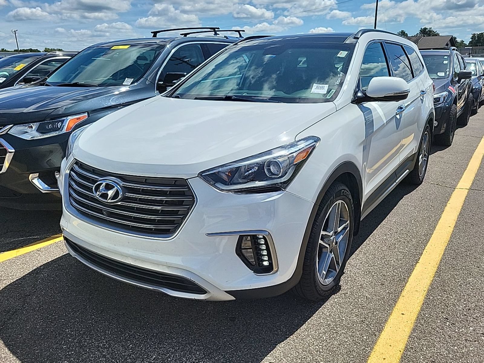 Used 2019 Hyundai Santa Fe XL w/ Cargo Package AWD/4WD image 1