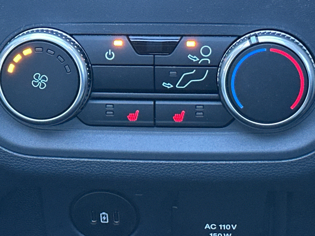 Used 2025 Ford Explorer Platinum w/ Ultimate Package image 35