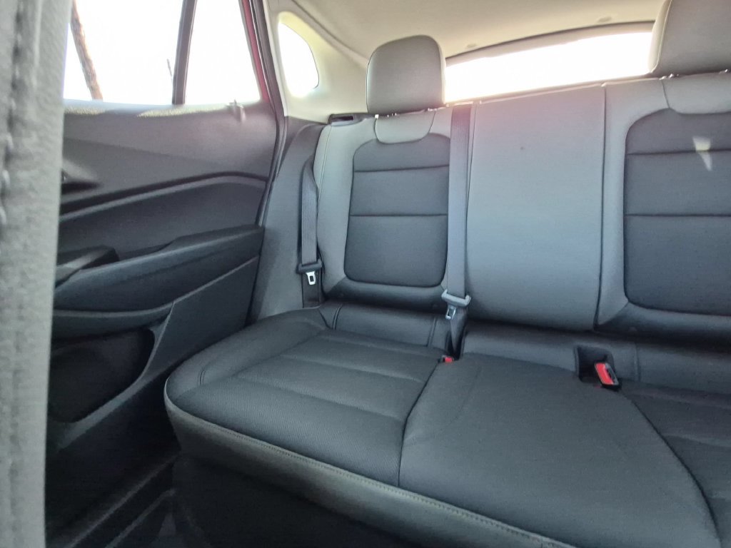 Used 2024 Chevrolet Trax ACTIV w/ Driver Confidence Package FWD image 4
