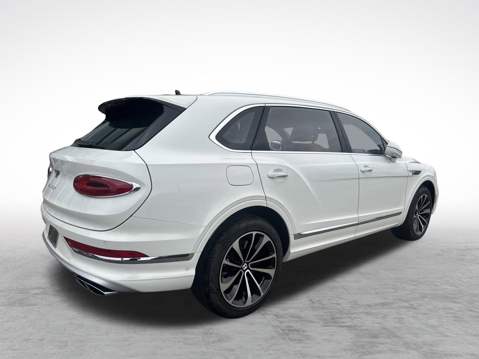 Used 2024 Bentley Bentayga Extended Wheelbase image 4